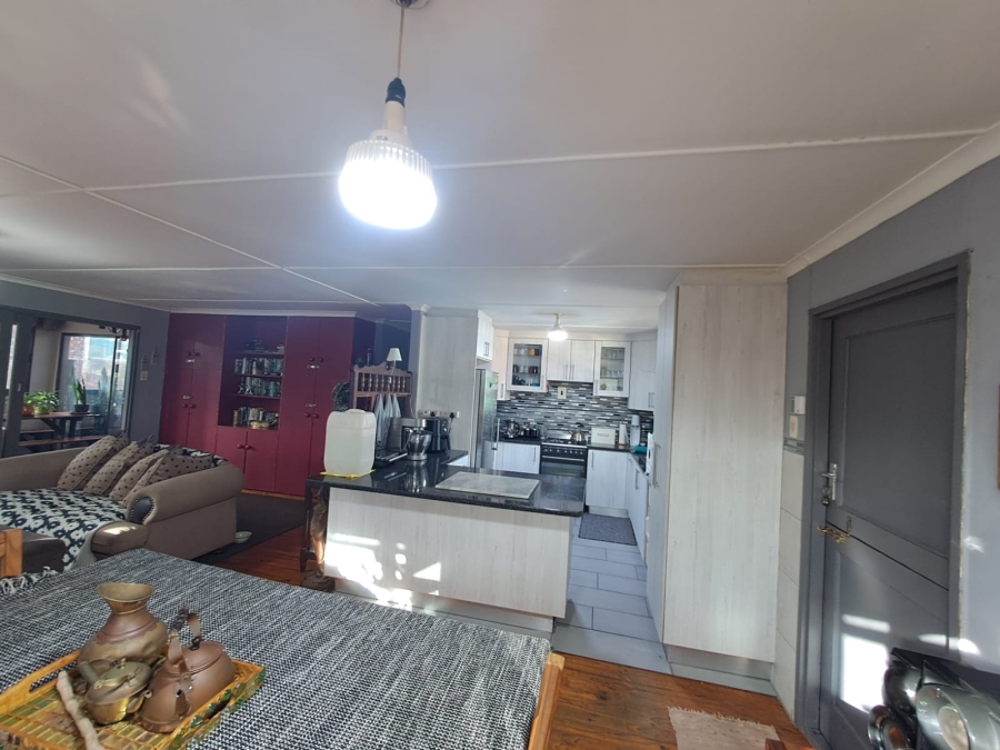 3 Bedroom Property for Sale in Paradise Beach Eastern Cape